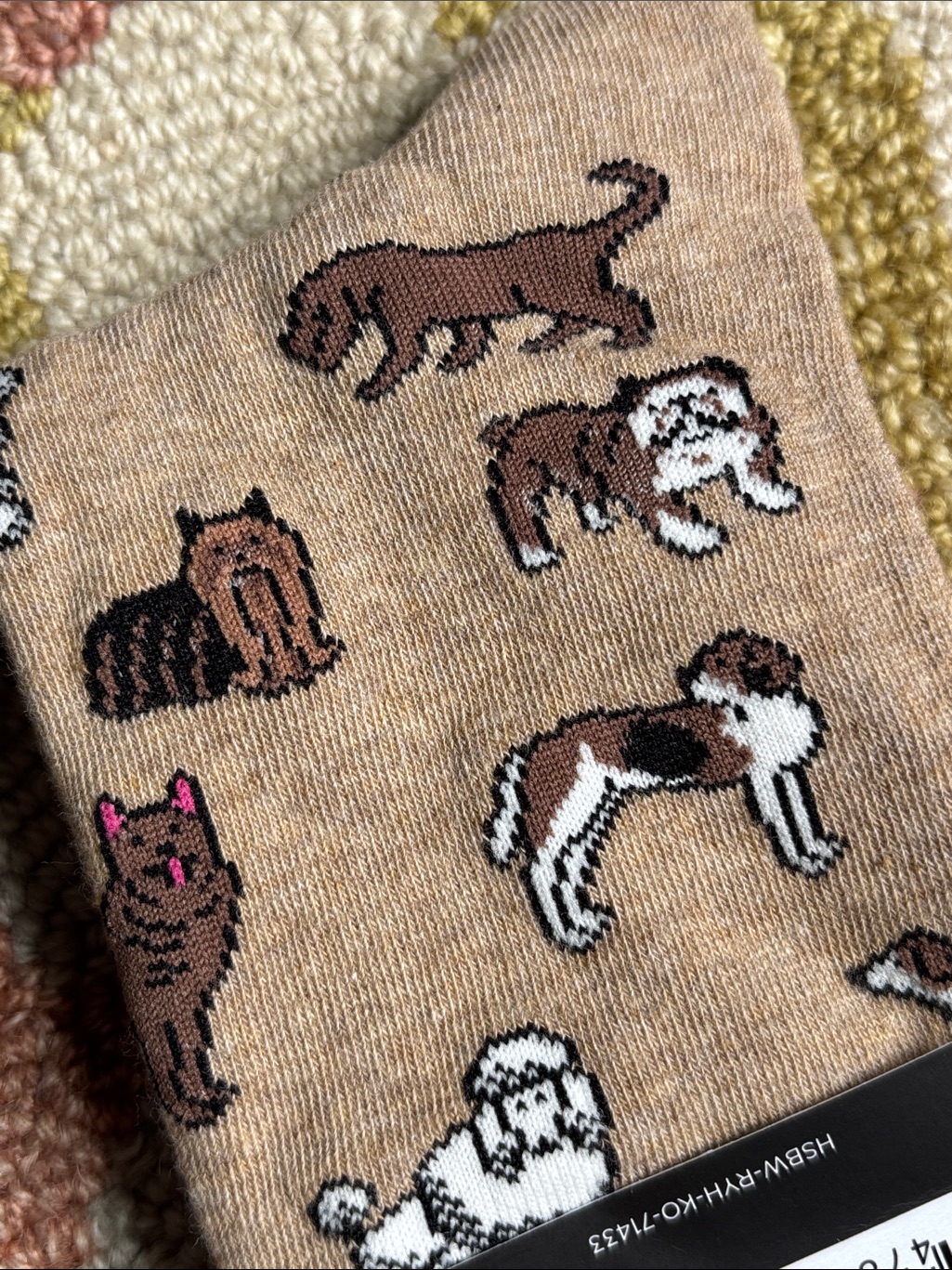 Pair Of Hotsox Women’s Dog Socks Nwt Black And Hemp Colors Bulldogs Poodles More — image 4 of 8